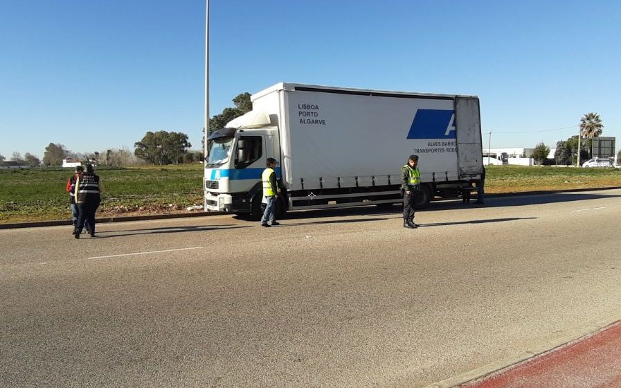 GNR atenta aos veículos pesados de mercadorias e passageiros