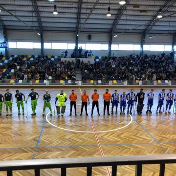 HC Tigres marca passo na luta pela manutenção