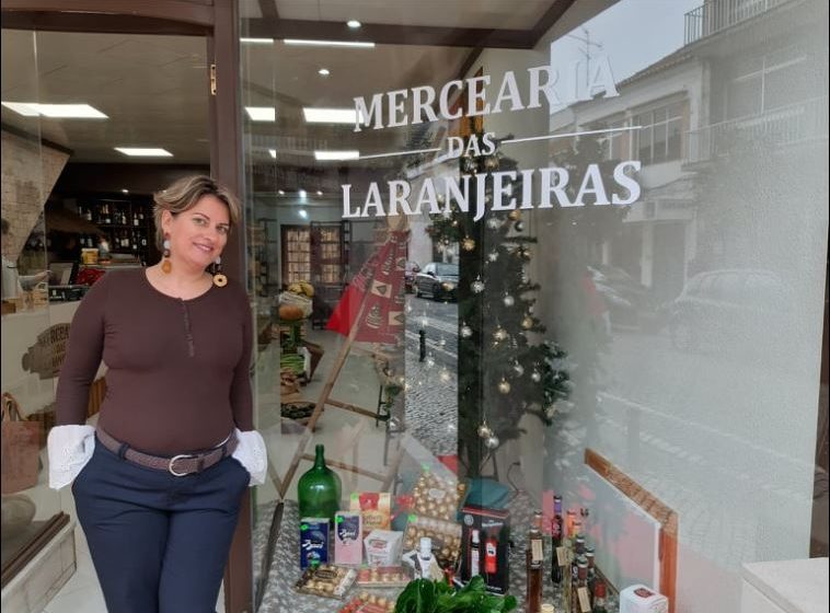 Mercearia das Laranjeiras faz entregas ao domicílio