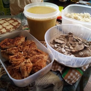 Gesto Gigante: Gentes de Almeirim entregam refeição a infetado com coronavírus