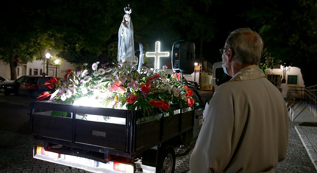 Visita de Nossa Senhora de Fátima transmitida em direto na Almeirinense TV