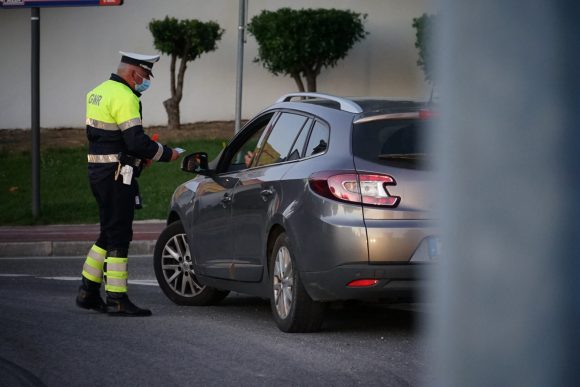 GNR apreende aparelho detetor de radar em Almeirim