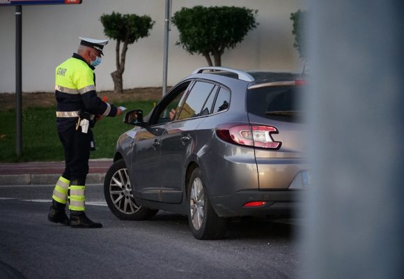 GNR apreende aparelho detetor de radar em Almeirim