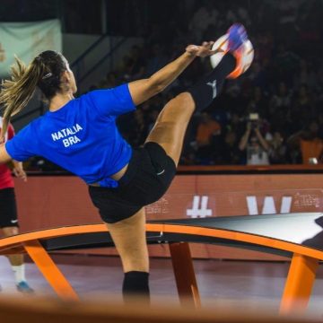 Venha experimentar Teqball no próximo domingo