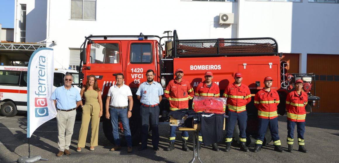 C.A Ferreira oferece equipamento aos Bombeiros Voluntários de Almeirim