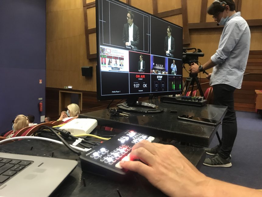 Almeirinense TV transmite em direto jogo grande