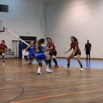 Andebol: 20 km vence em casa