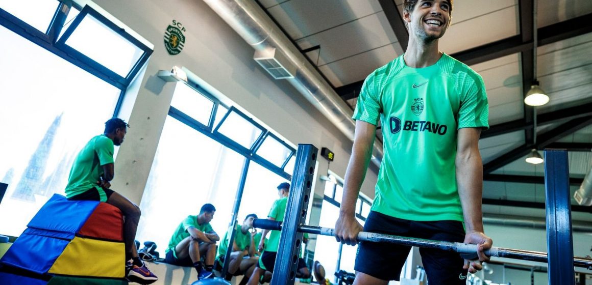 Daniel Bragança inicia pré-temporada ao serviço do Sporting CP