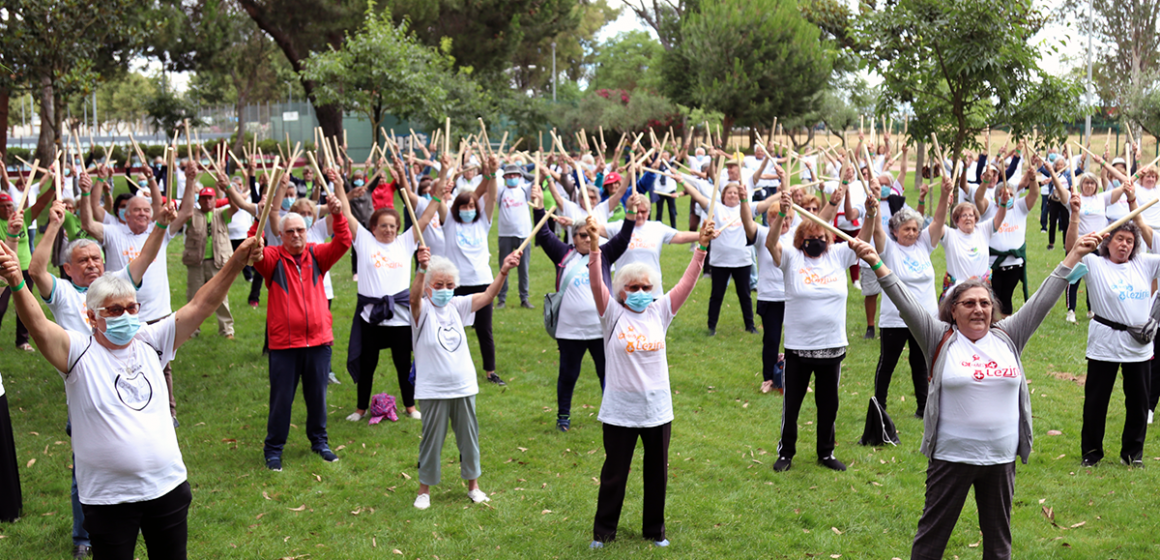 Centenas de idosos participam no encontro sénior em Almeirim (c/vídeo)