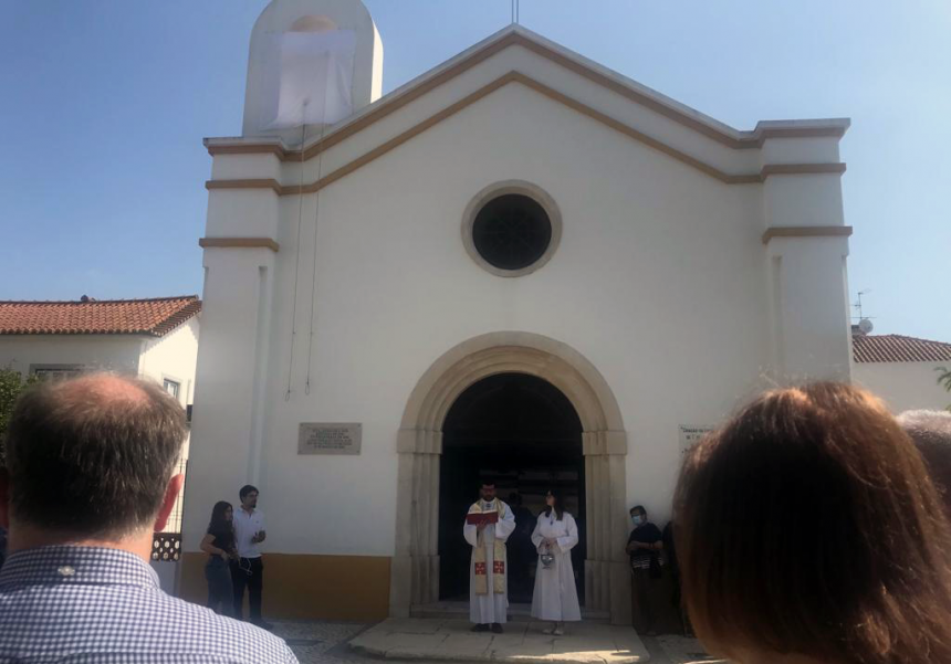 Sino da capela de S. José volta a tocar 40 anos depois em Fazendas de Almeirim