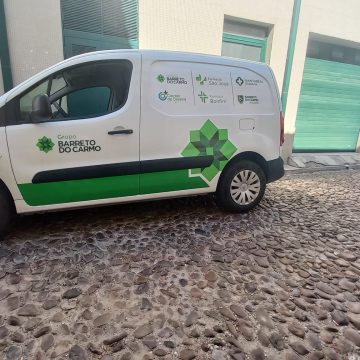 Distribuidor de medicamentos assaltado em pleno dia no centro de Almeirim