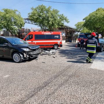 Colisão entre dois carros provoca um ferido na Zona Industrial de Almeirim