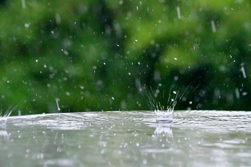 Almeirim sob aviso amarelo devido a chuva, vento forte e trovoada