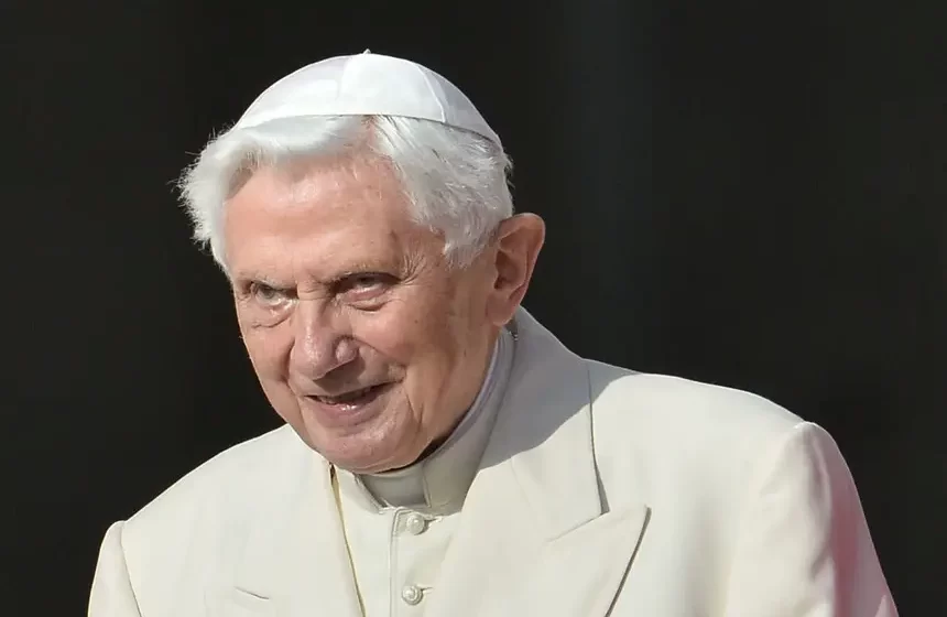 Morreu o Papa Emérito, Bento XVI 