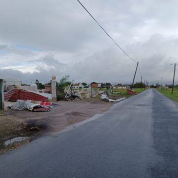 Mini-tornado provoca muitos estragos no concelho (c/fotos)