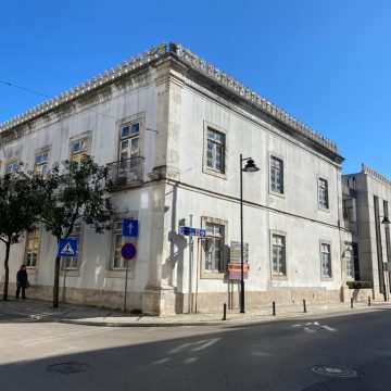 Palestra “Pais, vamos falar de birras?” no Salão Nobre da Câmara Municipal de Almeirim