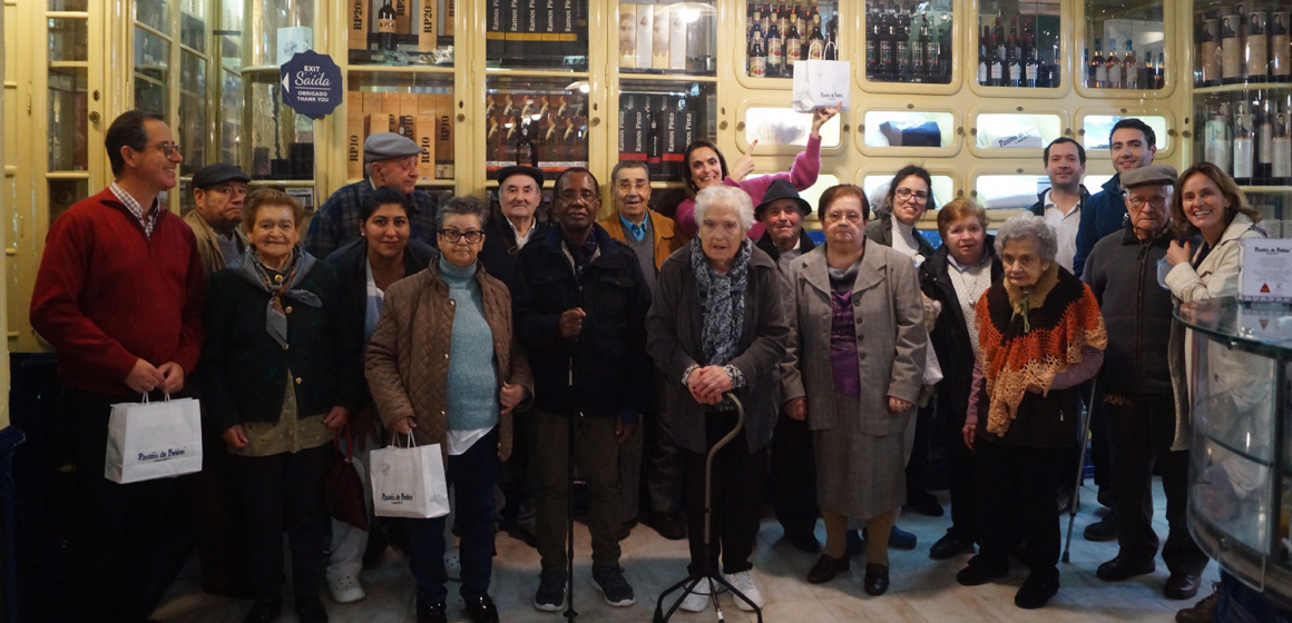 Lar de São José de visita aos Pastéis de Belém