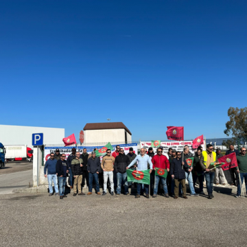 Funcionários da Sumol+Compal em greve