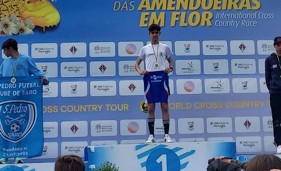 Martim Fernandes com vitória no 46º Cross Internacional das Amendoeiras em Flor