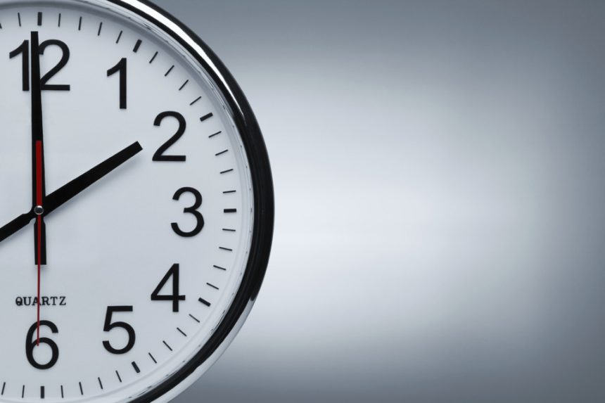 Mudança para a hora legal de verão ocorre esta madrugada