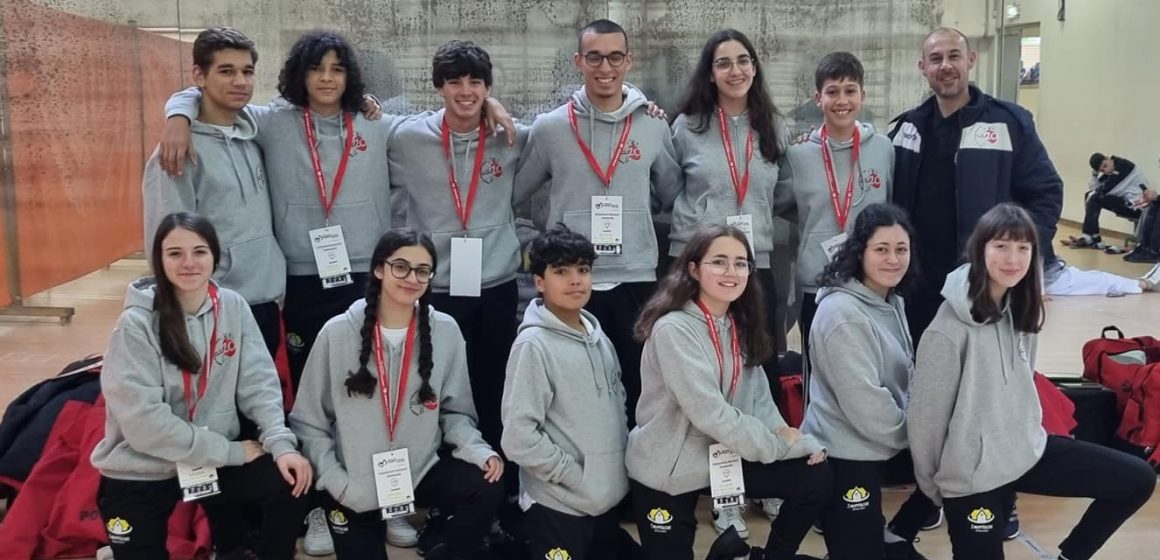 Cinco atletas almeirinenses sagram-se campeões nacionais de Taekwondo