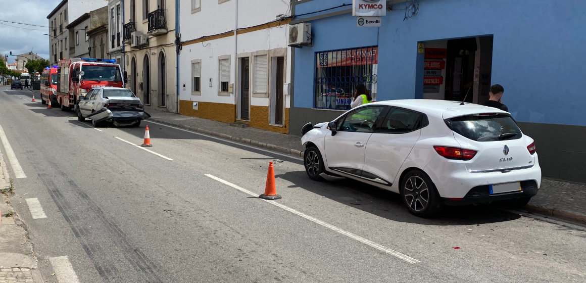 Colisão provoca um ferido em Almeirim