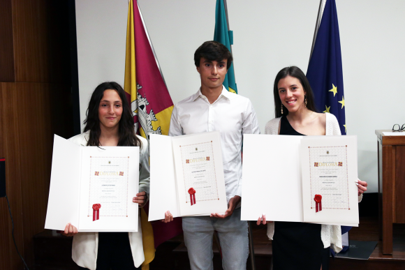 Três atletas distinguidos com medalha de mérito desportivo pelo Município de Almeirim
