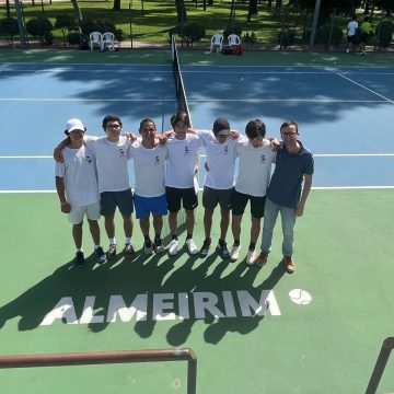 Equipa de Sub18 do Ténis Almeirim sagra-se bicampeã regional