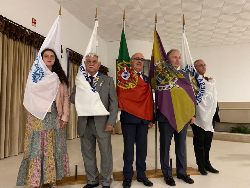 Rotary Club de Almeirim realiza Festa da Juventude e entrega prémios “Aluno Melhor Companheiro”