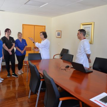 Estudantes de Roménia e Eslováquia escolhem Hospital de Santarém para estágio