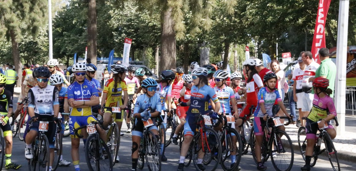 Almeirim recebeu o maior encontro de jovens ciclistas de formação