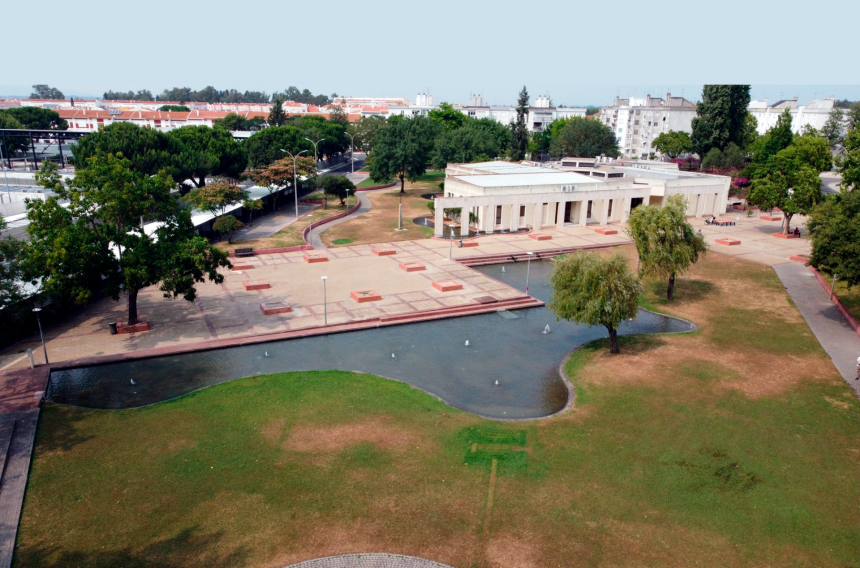 Almeirim comemora Dia Mundial da Poesia na Biblioteca Municipal