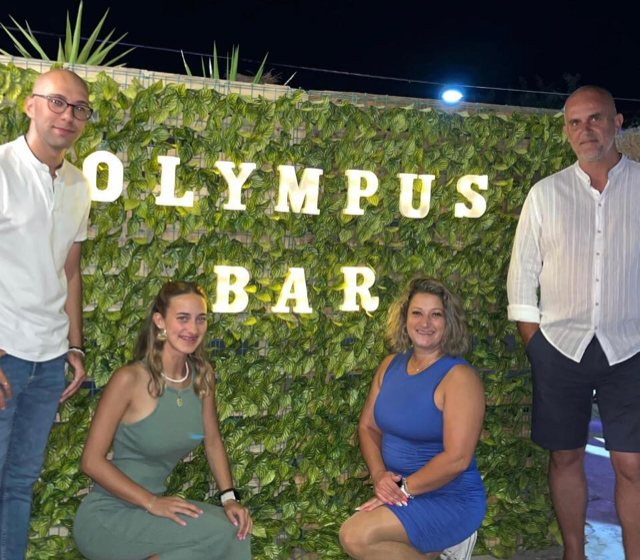 Olympus Bar inaugura nova esplanada