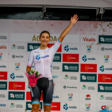 Marta Carvalho conquista camisola da juventude na Volta a Portugal