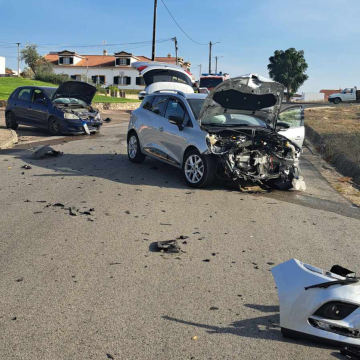 Acidente provoca quatro feridos em Benfica do Ribatejo