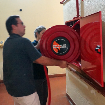 Lar de S. José realiza simulacro de prevenção de incêndios