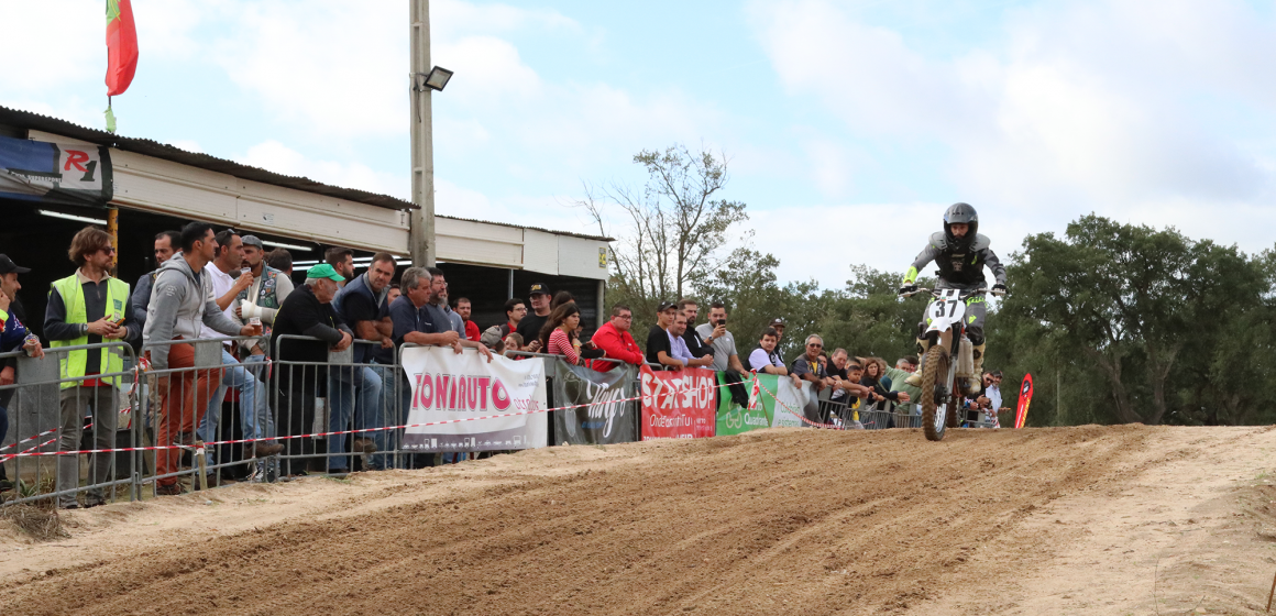 Pilotos e adeptos das motorizadas marcam presença no 1º Troféu de Nacional de Resistência Motos 50cc