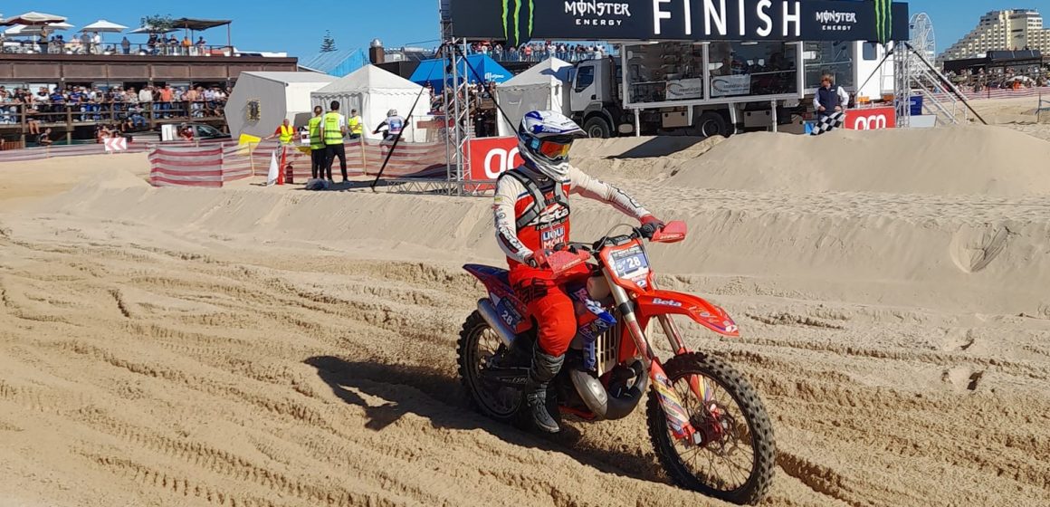 Pilotos de Almeirim na Monte Gordo Sand Experience