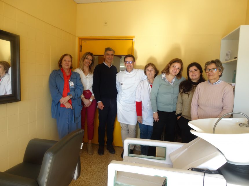  Hospital de Santarém inaugura cabeleireiro para utentes internados