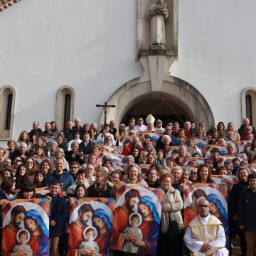 Diocese de Santarém celebra lançamento de estandarte da Sagrada Família