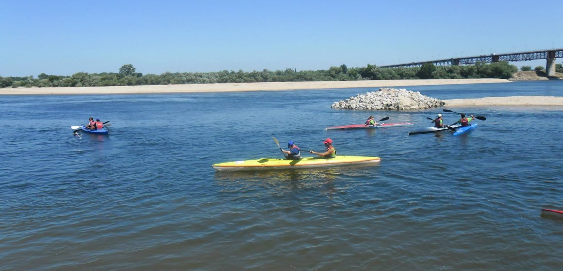 Clube de Canoagem Scalabitano promove descida pelo rio Tejo