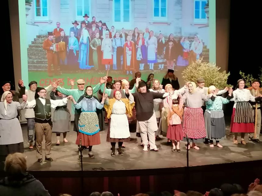 Gentes de Almeirim levam espetáculo “Na vara balha o enchido” ao Cine Teatro de Almeirim