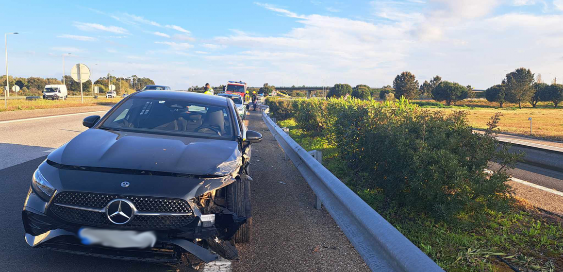 Despiste provoca um ferido no IC10 em Almeirim