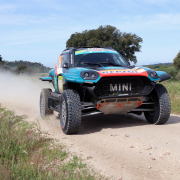 Melhores pilotos do mundo de Rally TT passam na Raposa (c/fotos)