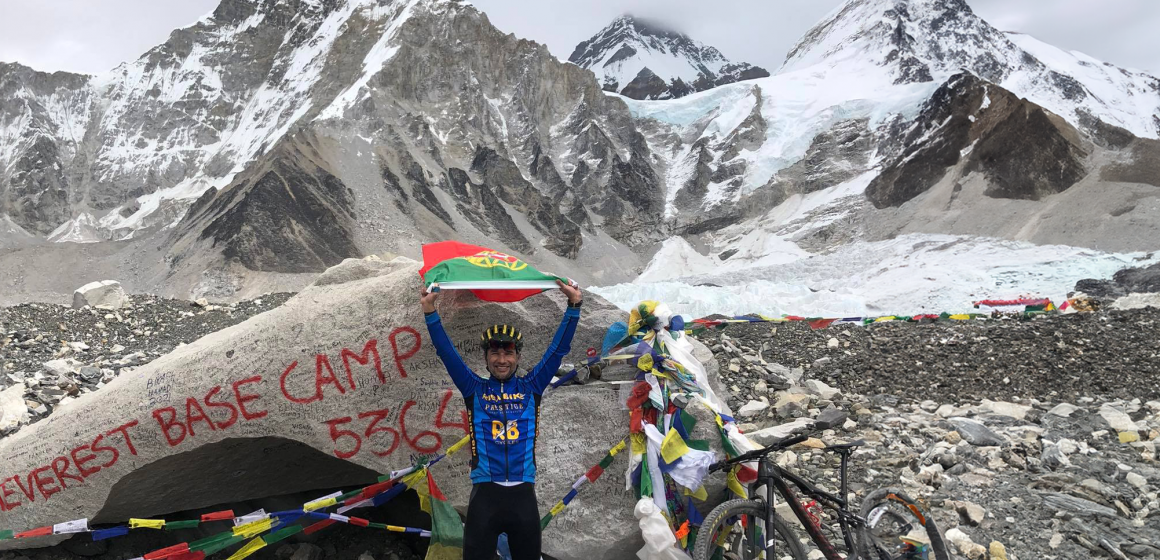 Pedro Bento lança documentário da aventura até ao campo base do Evereste (c/vídeo)