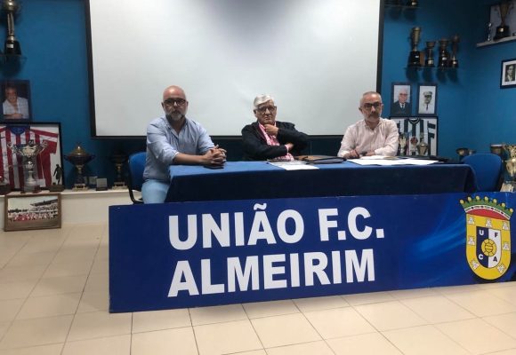 U. Almeirim: Contas aprovadas