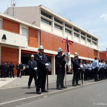 Bombeiros de Almeirim celebram 76.º aniversário com grande arraial no quartel da corporação