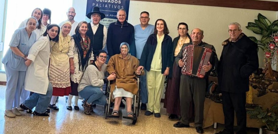 Gentes de Almeirim proporcionam momento especial a doente internada em Santarém