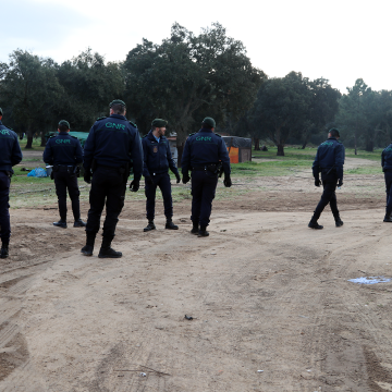 GNR realiza operação no acampamento junto ao campo da feira de Almeirim (c/fotos)