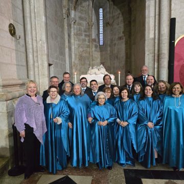Coro da Imaculada Conceição de Almeirim na cerimónia dos 700 anos da morte do rei D. Dinis